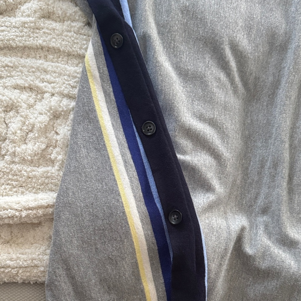 Talbots Gray Knit Top - Picture 4 of 5